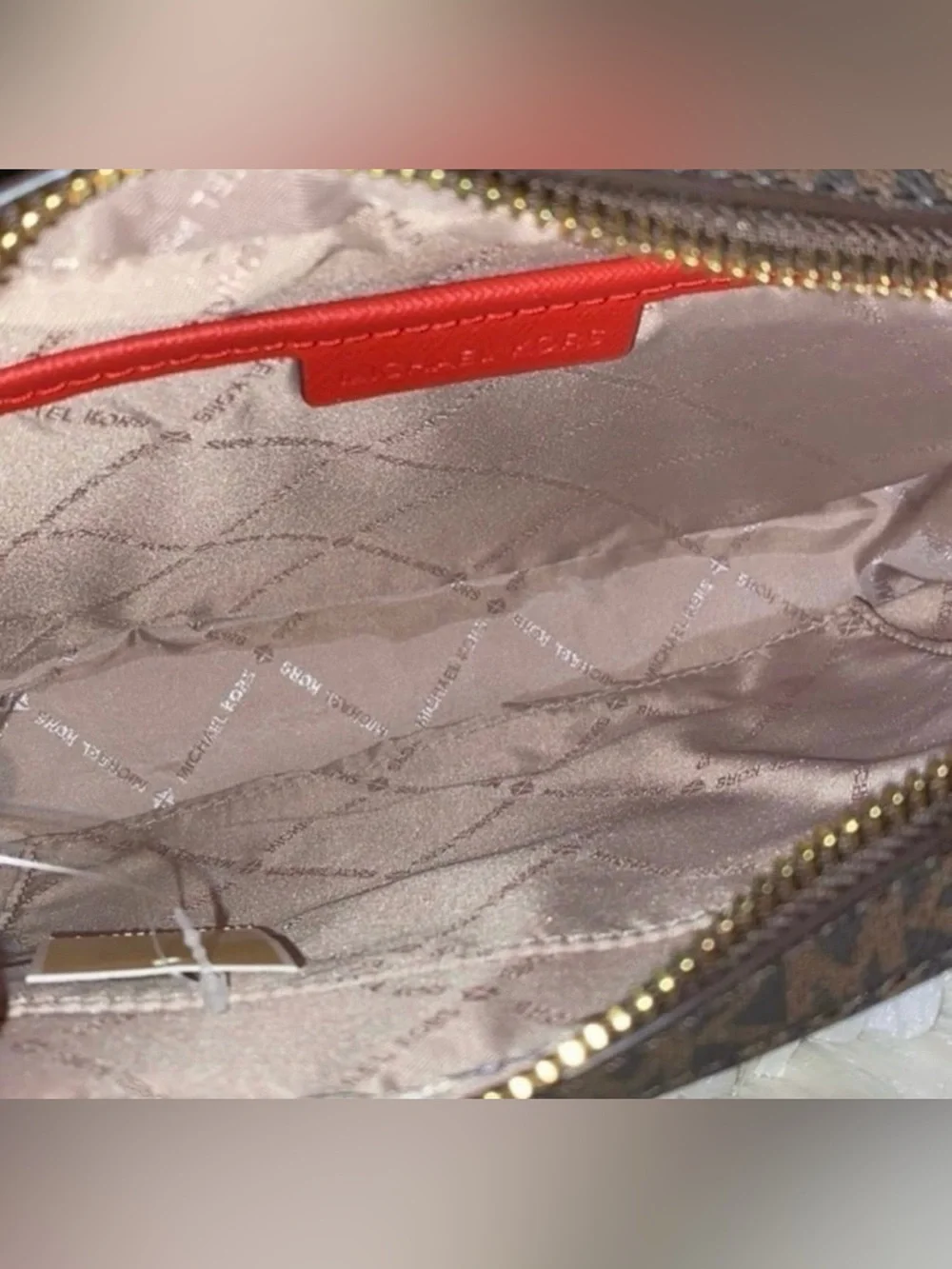 Michael Kors 💯% authentic